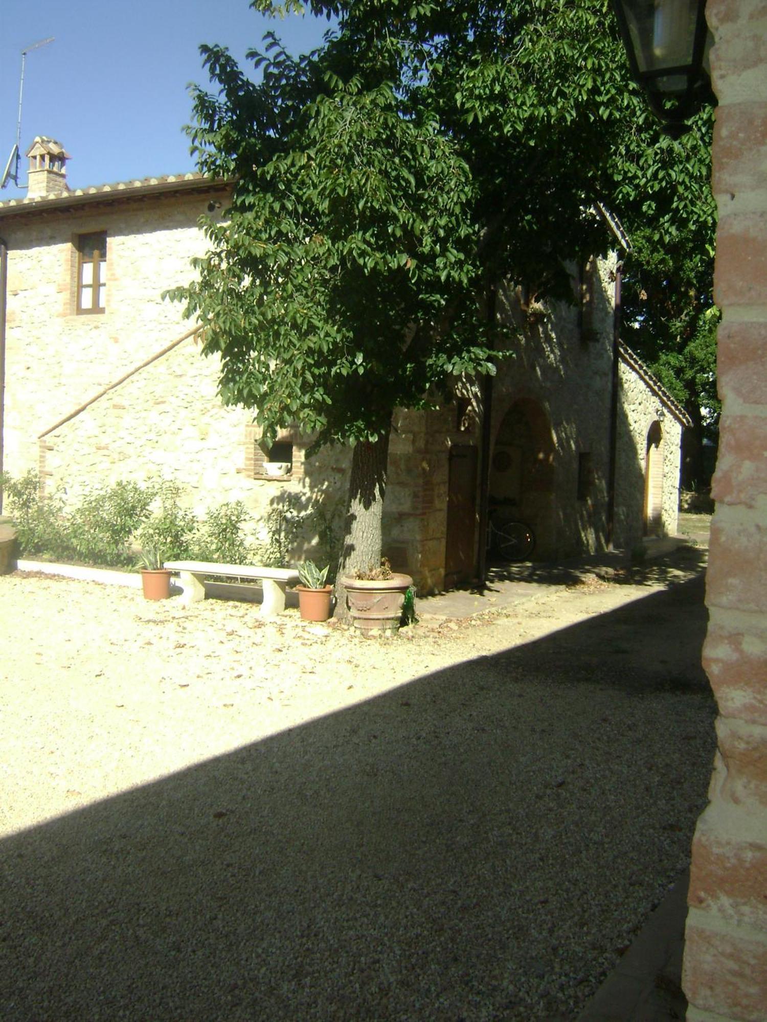 Agriturismo La Segolina كولّي فال ديلسا المظهر الخارجي الصورة