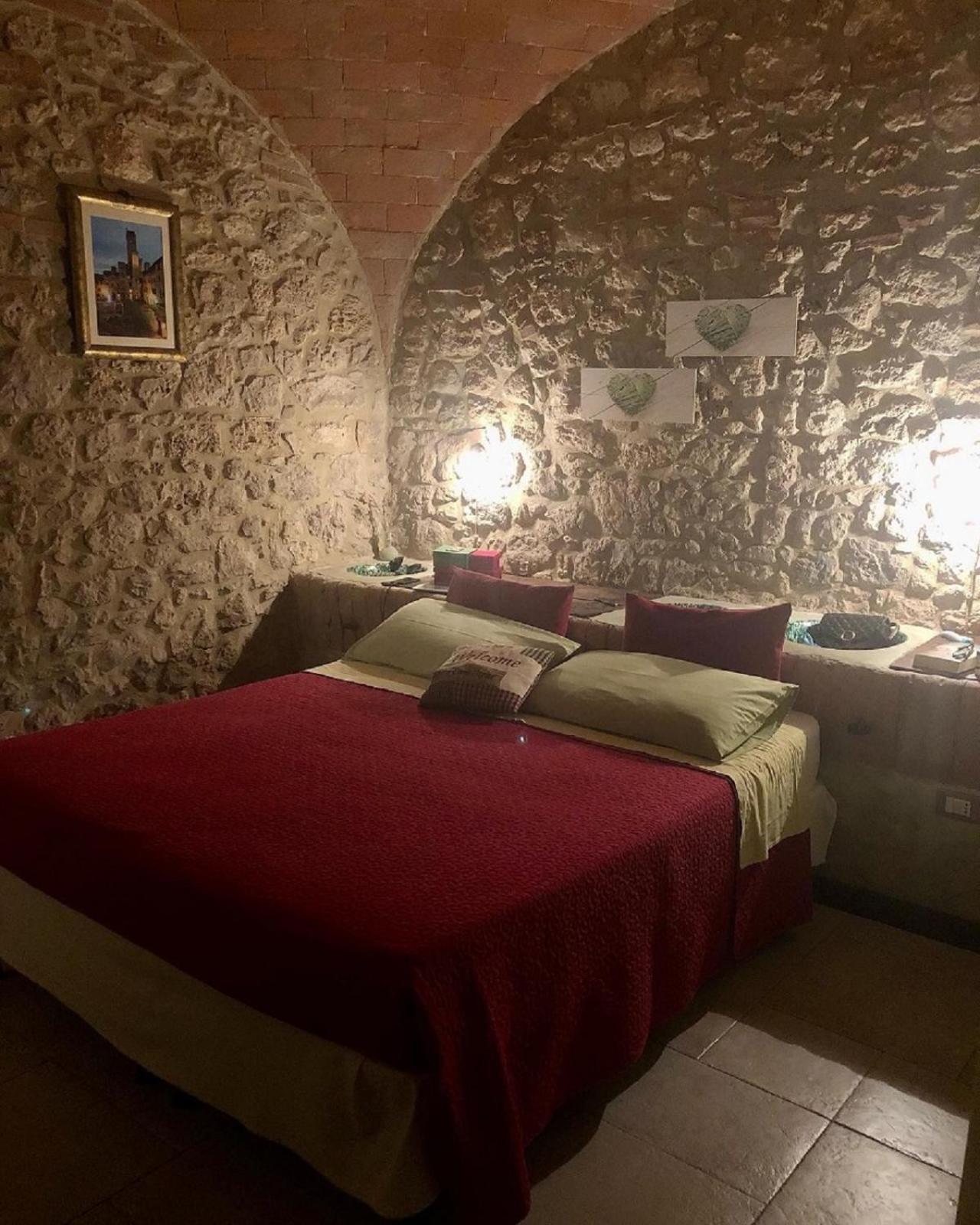 Agriturismo La Segolina كولّي فال ديلسا الغرفة الصورة